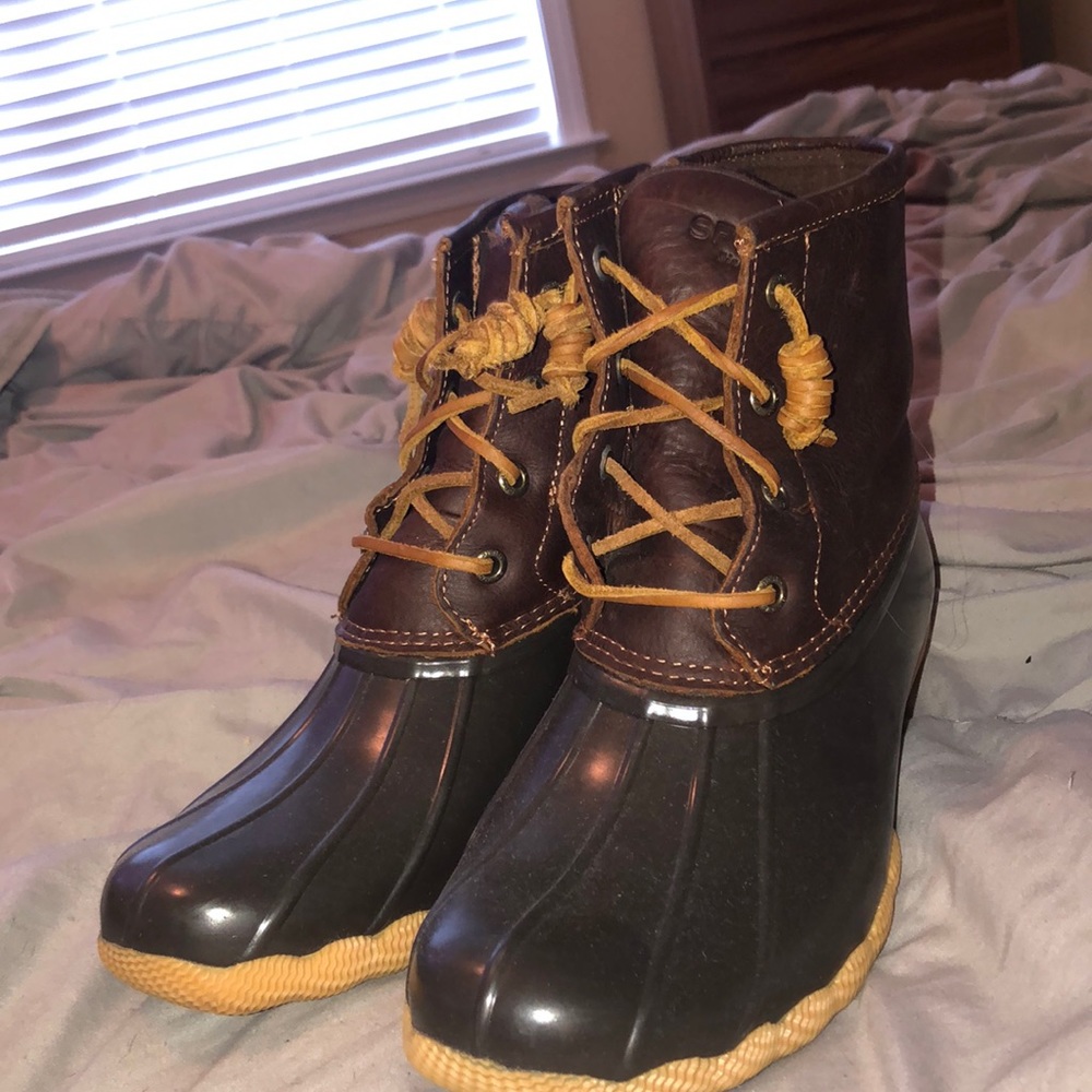 Sperry duck boots